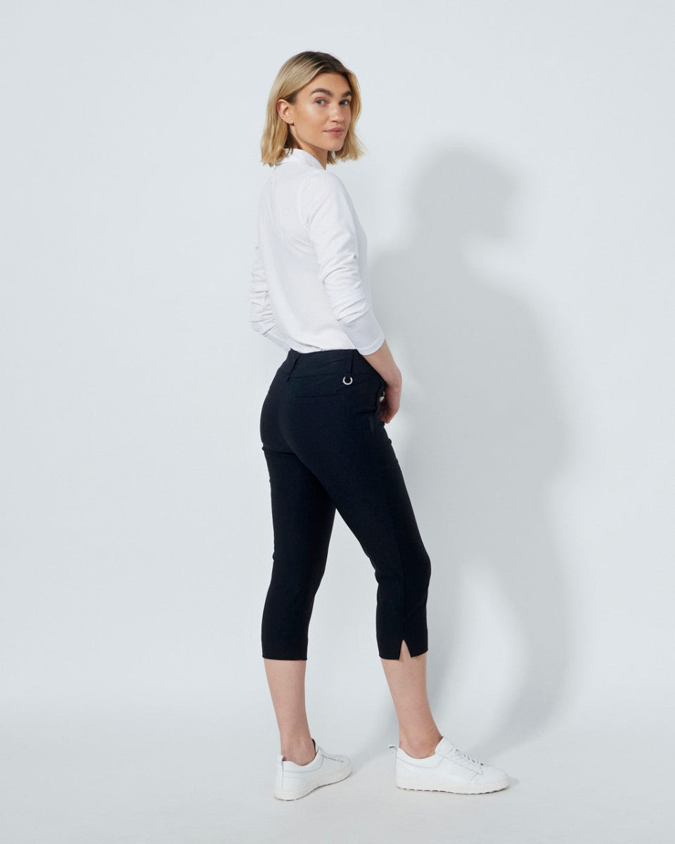 Daily Sports Magic 21" Black Capri