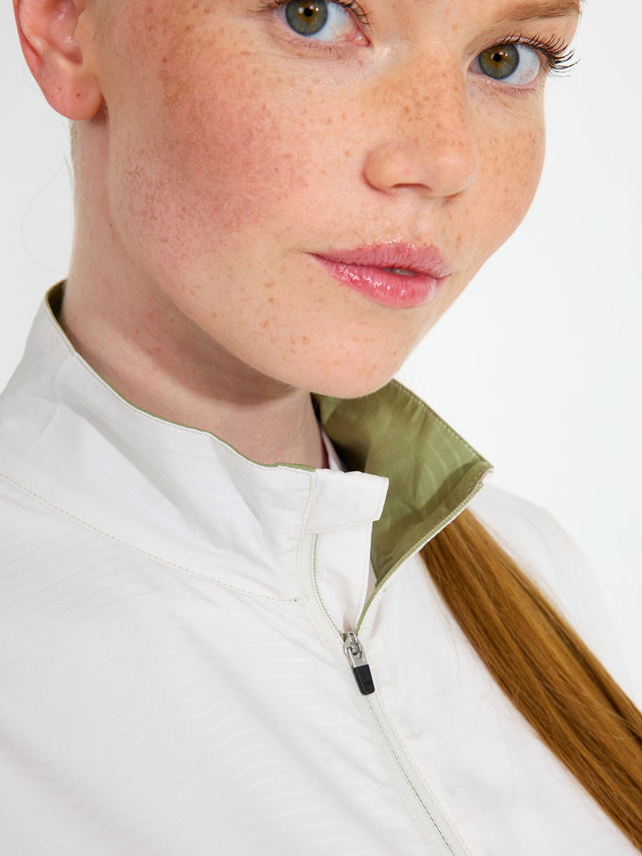 Abacus Lanark Featherweight Wind Jacket