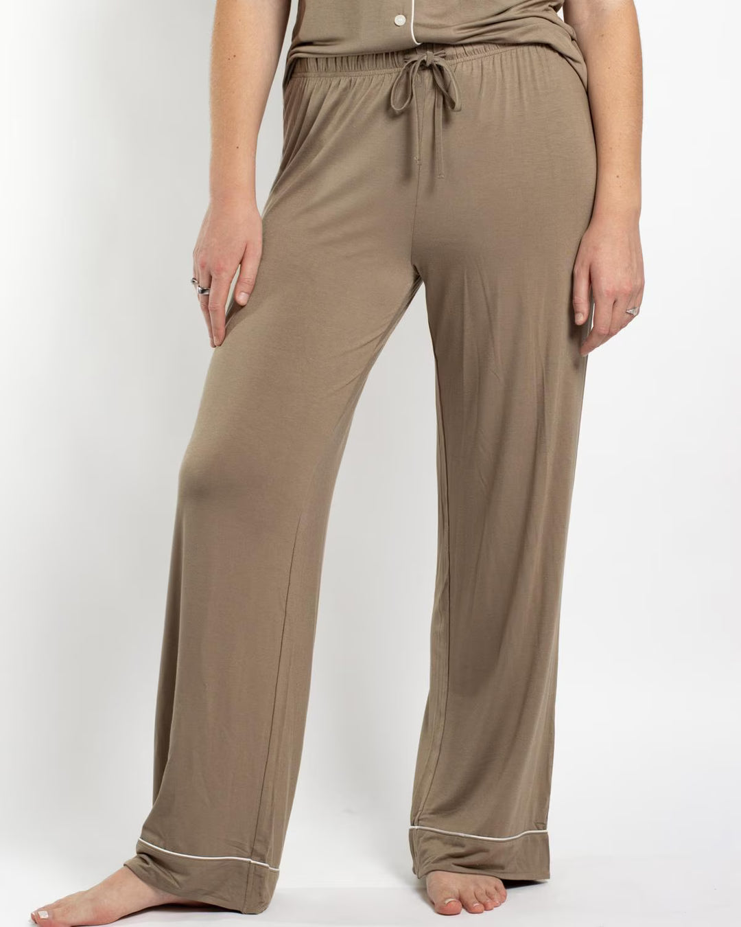 Royal Standard Emily Solid Louge Pant