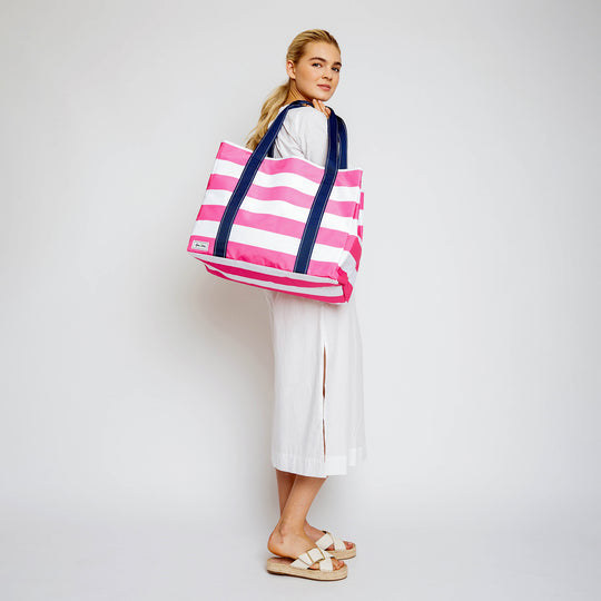 Ame &amp; Lulu Classic Sun &amp; Sea Stripe Nylon Tote