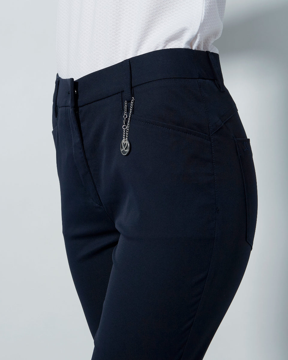 Daily Sports Lyric Capri Dark Navy V2