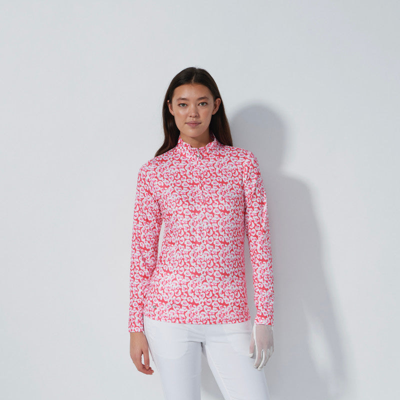 Daily Sports Sheermotion Leo Coral Long Sleeve Mock