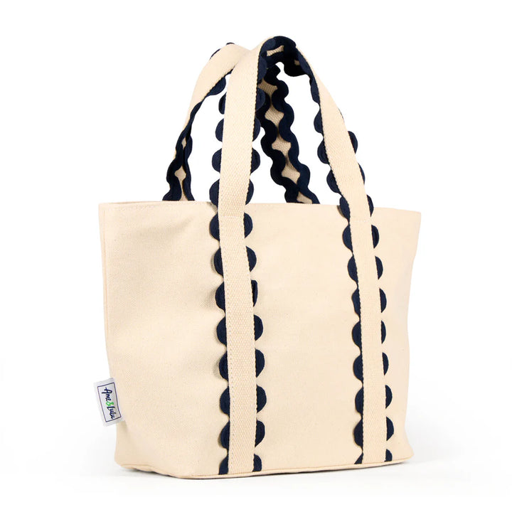 Ame &amp; Lulu Nantucket Canvas Scallop Beach Tote